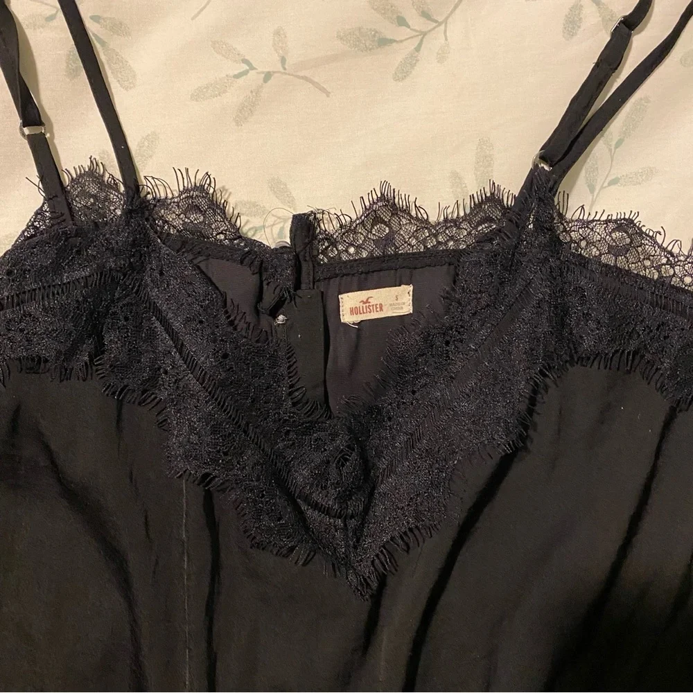 black satin tank top - Picture 3 of 6